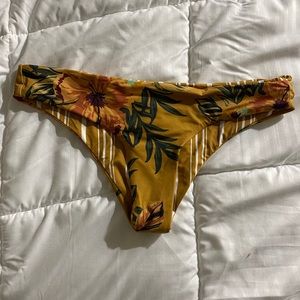 Rip curl cheeky reversible bottoms